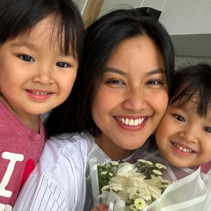 <p>Semakin bertambahnya usia Kimi dan Kana, Zivanna menyebut keduanya pun semakin akur, Bunda. Tidak hanya itu, keduanya juga sudah mulai bisa mengontrol emosinya. (Foto: Instagram: @zivannaletisha)</p>