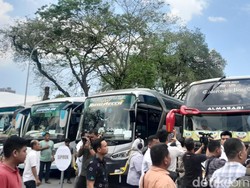Walkot Rico Lepas 4 Ribu Pemudik Gratis dari Medan: Tahun Depan Tambah