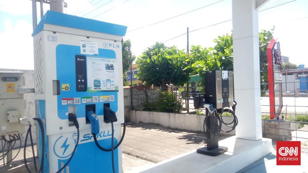 Pabrikan Otomotif Diminta Gencar Bangun SPKLU