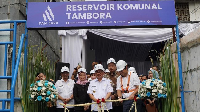 Pemprov DKI Jakarta meresmikan dua reservoir baru untuk suplai air bersih, mendukung target 100% layanan air minum 2030, dan meningkatkan kualitas hidup warga.