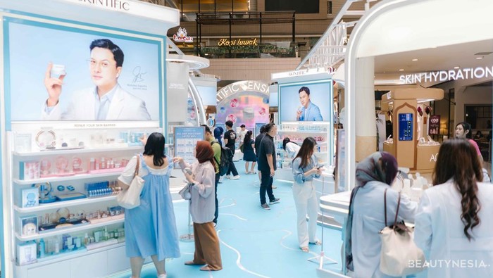 Skintific Senskin Lab di Kota Kasablanka, Jakarta Selatan