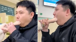 img-title Viral Tangan Wanita Ini Tersangkut Mulut Kekasih, Endingnya...