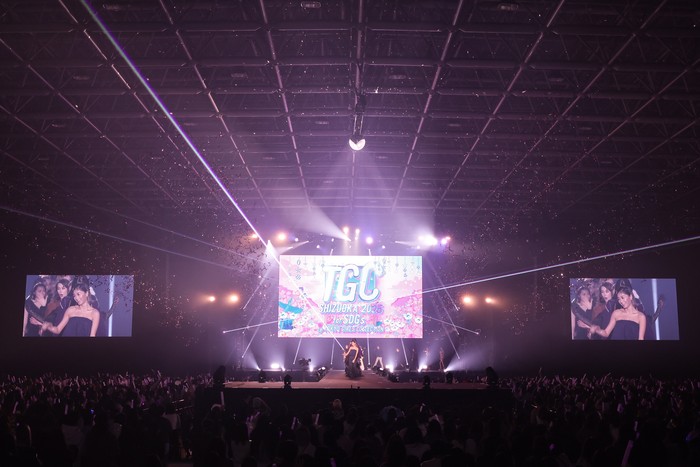 Membuka pagelaran Tokyo Girls Fashion tahun ini, TGC Shizuoka 2025 spesial merayakan anniversary ke-20 mereka, Beauties! Bertujuan membawa fashion perempuan Jepang ke mata dunia, festival fashion ini digelar meriah di Twin Messe Shizuoka North Building Exhibition Hall/ Foto: Dok. TGC SHIZUOKA 2025 for SDGs by TOKYO GIRLS COLLECTION