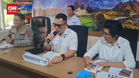 VIDEO: 1 Perempuan Ditahan Terlibat Kasus Asusila Eks Kapolres Ngada