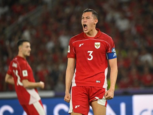 Jay Idzes Bakal Duel Lawan Mohamed Salah dan Erling Haaland?