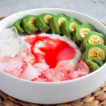 img-title Sering Diburu saat Gerah, Ternyata Ini 5 Fakta Es Pisang Ijo yang Jarang Diketahui