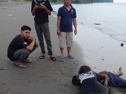 Video: Pria di Jembrana Tewas Tersambar Petir Saat Mancing Cumi Bersama Istri