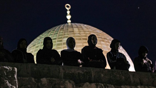Pihak berwenang Israel kembali membatasi akses bagi umat Islam yang hendak beribadah di Masjid Al Aqsa selama bulan suci Ramadan.