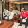 Erick Puji Vanenburg yang Ancam Parkir Raven Usai Selebrasi Pacu Jalur