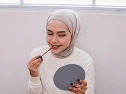 Tips Aplikasi Makeup Lebaran Saat Kulit Kering dan Mengelupas
