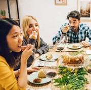 Cara Elegan Hadapi Obrolan Sensitif dengan Anggota Keluarga, Jaga Hubungan Tanpa Baper