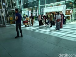 Driver Ilegal Masih Bertebaran di Bandara Makassar, Langsung Diusir Petugas