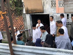 Didampingi Hasto, Wapres Gibran Tinjau Proyek Renovasi Pasar Terban Jogja