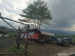 Warung Liar di Zona Merah Longsor Cianjur, Satpol PP Ancam Bongkar