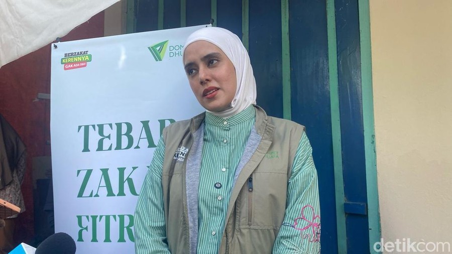Fairuz A Rafiq Fairuz A Rafiq bangga dengan cara anak-anaknya menabung uang THR.