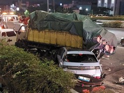 Video: Ioniq 5 N Tabrak Truk Mogok di Tol JORR, 3 Orang Tewas
