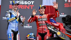 Marc Marquez Akui Alex Marquez Bisa Jadi Musuh Utama di MotoGP 2025