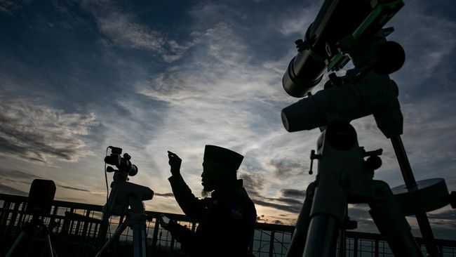 Sebelum menetapkan awal Ramadhan, pemerintah akan lebih dulu menggelar sidang isbat. Lantas, kapan sidang isbat 1 Ramadhan 2026 digelar?