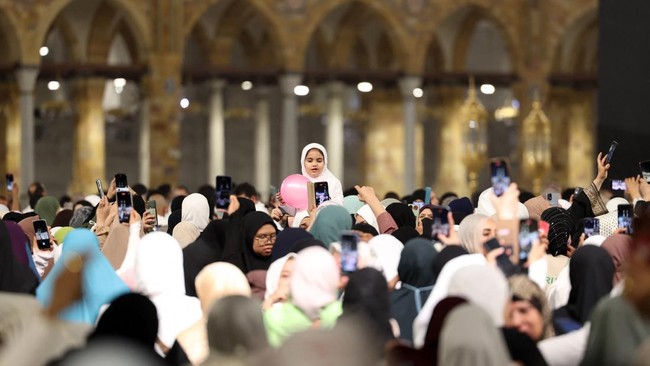 FOTO: Suasana Idulfitri 1446 H di Masjidil Haram