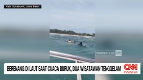 VIDEO: Berenang di Laut Saat Cuaca Buruk, Dua Wisatawan Tenggelam