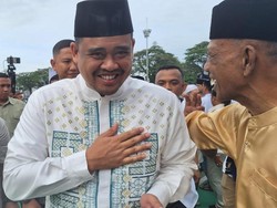 Gubernur Bobby Ajak Warga Halalbihalal di Rumah Dinas