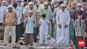 Panduan Sholat Idul Fitri: Niat, Tata Cara, dan Bacaannya