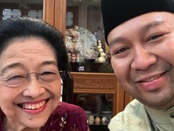 Saat Didit Putra Prabowo Selfie Bareng Megawati