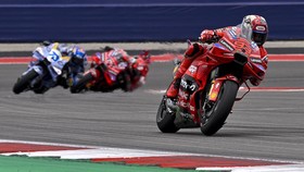 Ducati Menangis dan Tersenyum Lihat Marquez dan Bagnaia