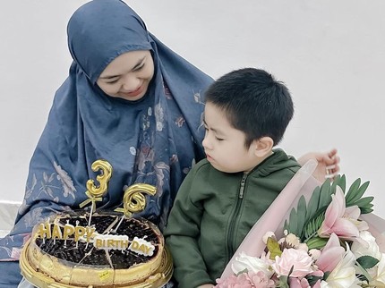 Anak Oki Setiana Dewi Alami Gangguan Bicara tapi Bersyukur Bisa Hafal Alfatihah di Usia 5 Th