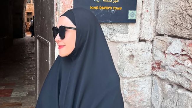 Zaskia Adya Mecca mengaku berniat pergi ke Gaza hingga Masjid Aqsa setelah Lebaran 2025.