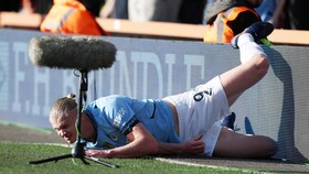 Erling Haaland Cedera Panjang di Momen Tak Tepat