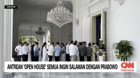 VIDEO: Antrean 'Open House' Semua Ingin Salaman Dengan Prabowo