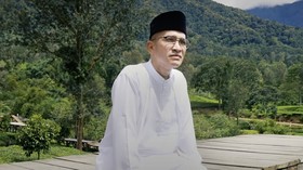 Umrah, Ruben Onsu Bahagia Perdana Berangkat ke Tanah Suci