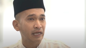 Ruben Onsu Nangis Cerita Serasa Temu Mendiang Olga dan Jupe kala Umrah