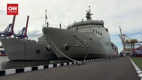 VIDEO: KRI Dr Raziman Wedyodiningrat-992 Ke Myanmar Bantu Korban Gempa