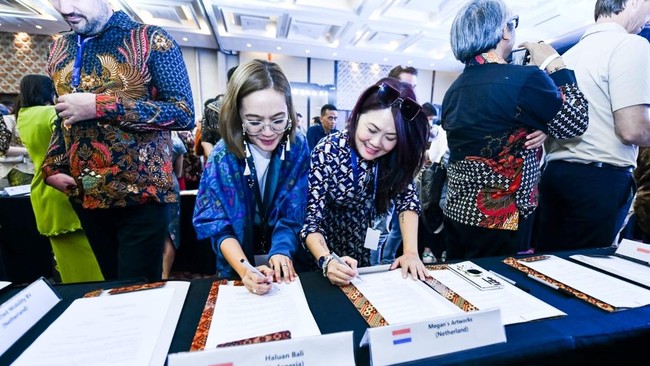 Pertamina UMK Academy telah membantu banyak UMKM naik kelas melalui pelatihan, sertifikasi, pemasaran, hingga hibah alat sehingga bisa bersaing di pasar global.