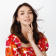 6 Zodiak Ini Miliki Karisma Unik yang Dapat Memikat Orang Lain, Ada Kamu?