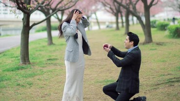 img-title Segera Menikah, Ramalan Denny Darko soal Luna Maya & Maxime Bouttier Kembali Disorot