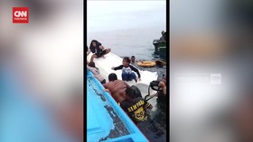 VIDEO: Momen Evakuasi Penumpang dari Speed Boat Terbalik di Tidore