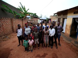Seorang Wanita di Uganda Sudah Lahirkan 44 Anak, Saat Ini Usianya 45 Tahun