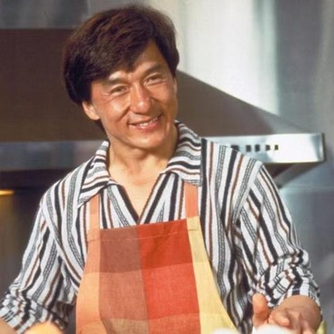 Jackie Chan Sempat Ogah Wariskan Kekayaan ke Anak, Ini Alasannya