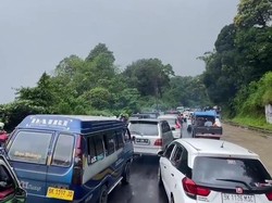 Lalu Lintas Medan-Berastagi Padat Merayap di Lebaran Hari Keempat