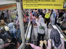 Video: Intip Pola Baru Naik-Turun Penumpang di Stasiun Tanah Abang