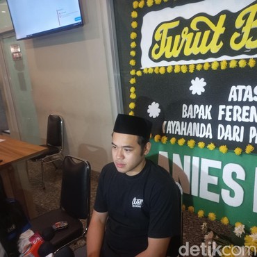 Berbeda dari Wasiat Ray Sahetapy, Anak Ungkap Alasan Makamkan Ayah di Tanah Kusir