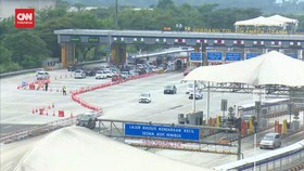 VIDEO: Kondisi Gerbang Tol Cikampek Utama Ramai Lancar