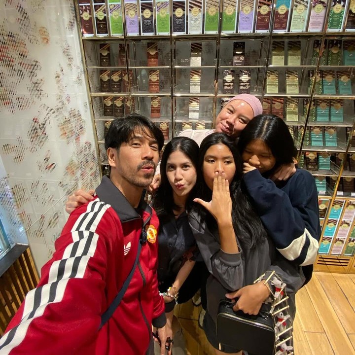 <p>Beberapa waktu lalu, Ariyo merilis single terbarunya yang berjudul <em>CINTA</em>. Ia mengungkap lagu ini dikeluarkan bertepatan ketika anggota keluarga tengah berkumpul bersama. (Foto: Instagram: @ariyowahab)</p>