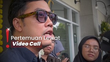 Dennis Adhiswara Kenang Sosok Ray Sahetapy: Teman Nongkrong yang Asyik