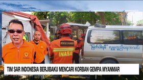 VIDEO: Tim SAR Indonesia Berjibaku Mencari Korban Gempa Myanmar