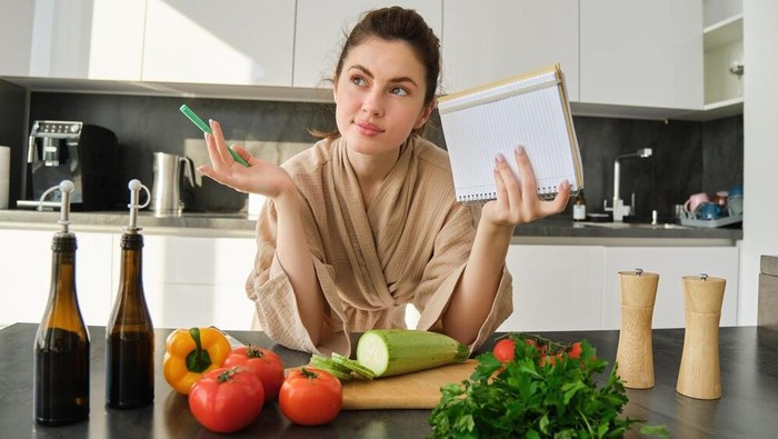 img-title Jangan Sampai Salah! 5 Trik Diet Populer dari Media Sosial Ini Bisa Bikin Kamu Kehilangan Kendali