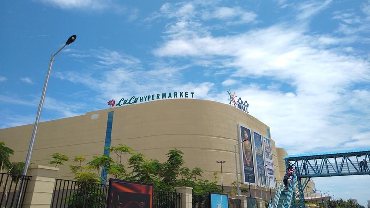 Lulu Hypermrket dikabarkan akan tutup Lulu Hypermrket dikabarkan akan tutup